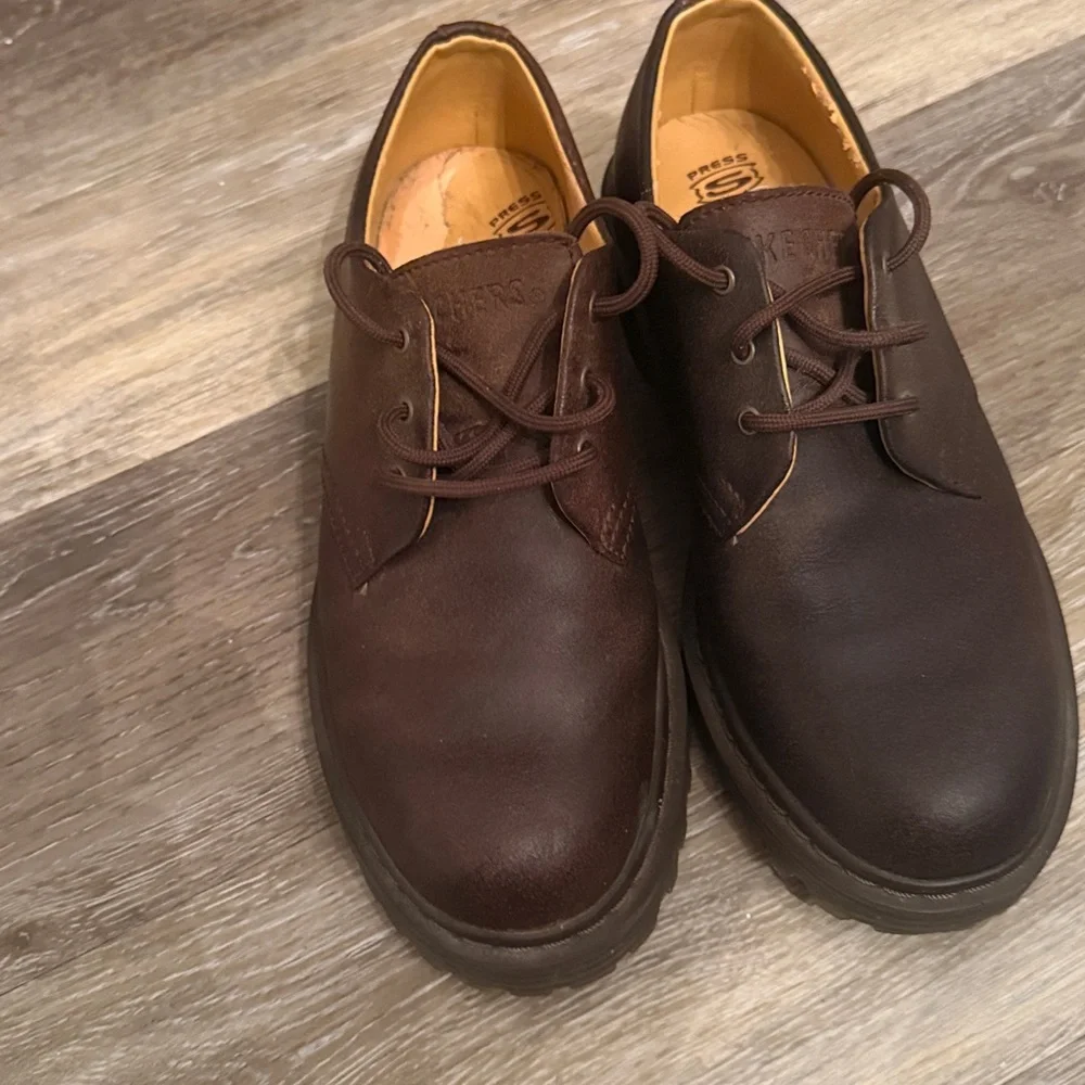 Skechers Oxford Brown leather Chunky 90's Style Y2K Shoes Size 9 vintage